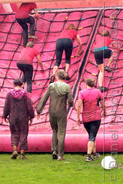 METRO FEATURES : RACE FOR LIFE