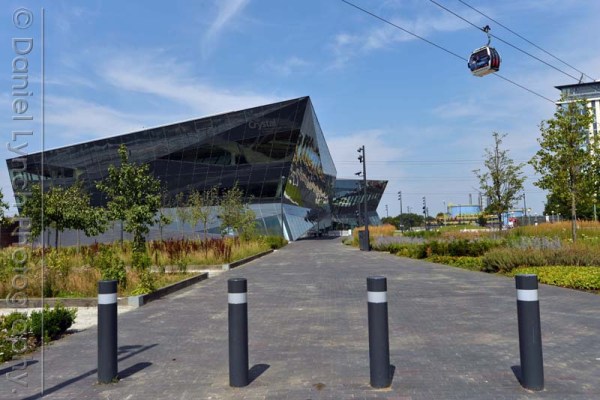 EVENING STANDARD HOMES & PROPERTY : THE DEVELOPMENT OF DOCKLANDS