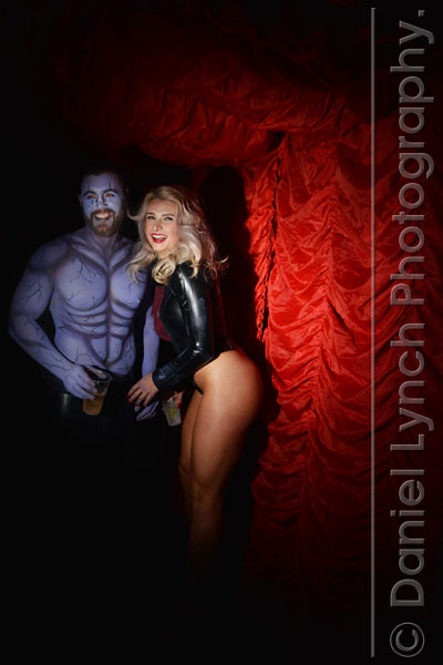 METRO FEATURES : FETISH CLUB