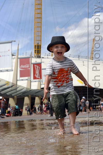 © Daniel Lynch Photography +44 (0)7941 594 556. www.lynchpix.co.uk