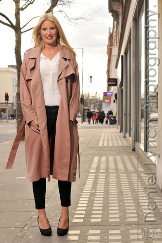 12/03/13. BOOTS STREET STYLE IN & AROUND KENSINGTON, WEST LONDON. SUBJJECT ; LIPS CREDIT: DANIEL LYNCH 07941 594 556 www.lynchpix.co.uk